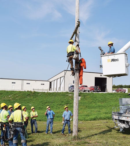 pole top rescue training